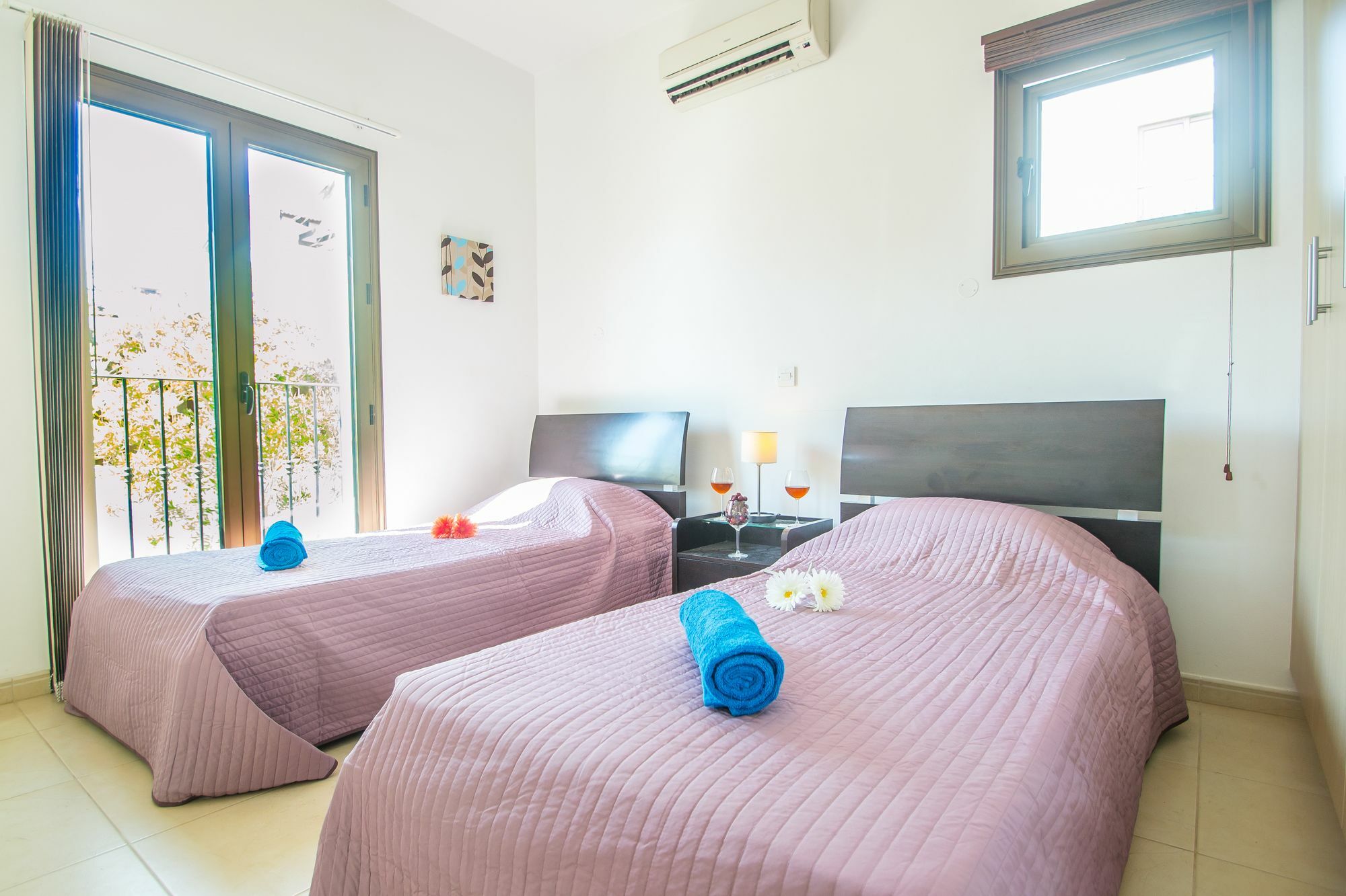 Rada'S Vacation Home Айя Напа Екстериор снимка